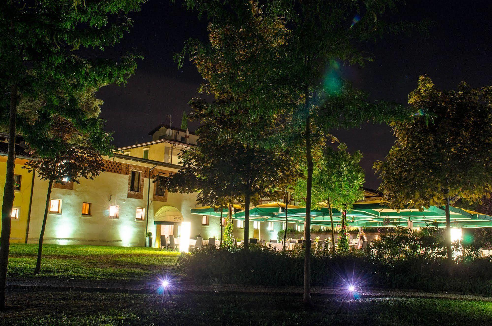 Relais Corte Cavalli Ponti sul Mincio Zewnętrze zdjęcie